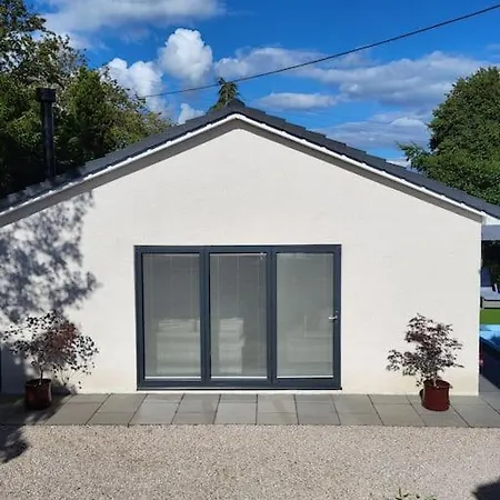 The Pool House-with Totally Private Heated Pool